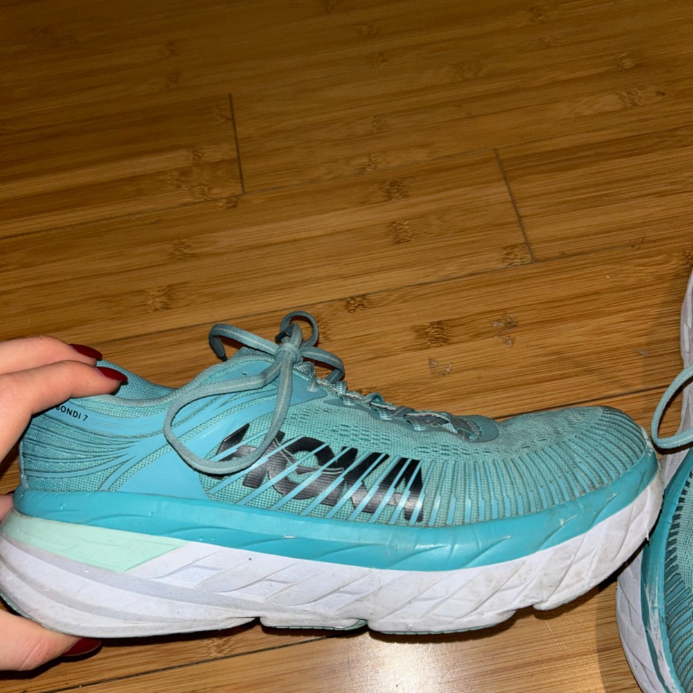 HOKAS! - Picture 2 of 2